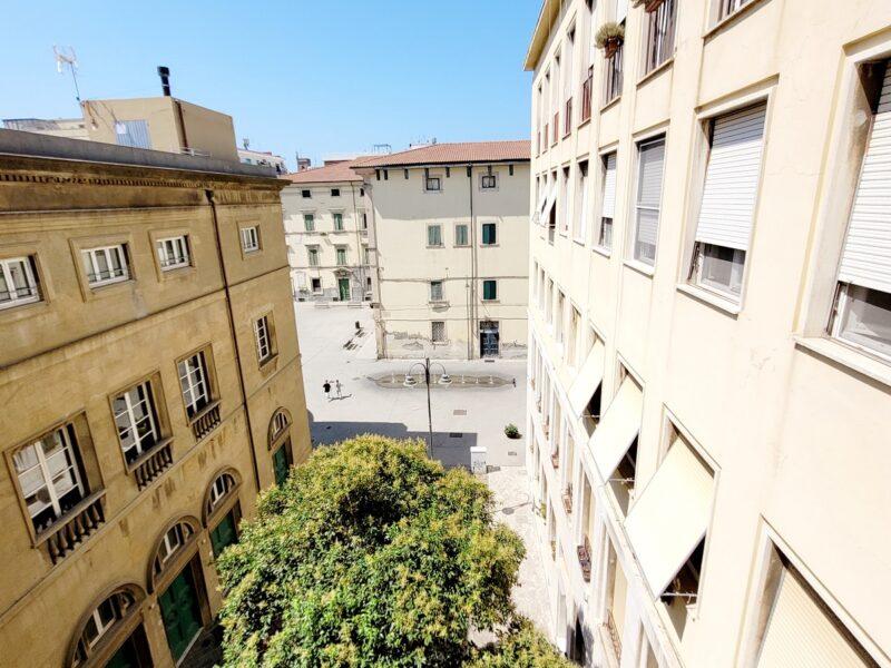 appartamento-livorno-largo-cisternino-piazza-della-repubblica-5-locali-terzo-piano-con-ascensore-vista